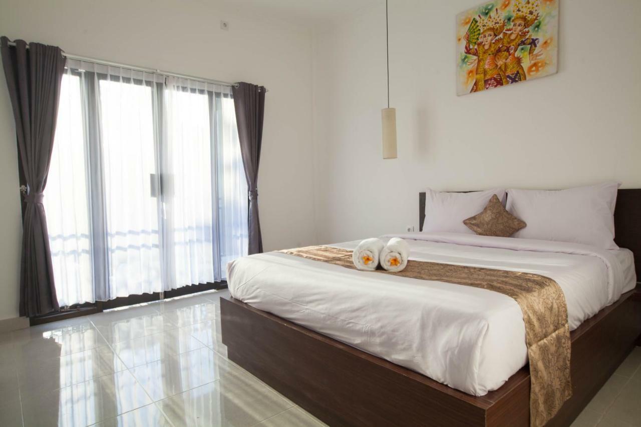 Hotel Yankee Fara 14 à Seminyak Extérieur photo