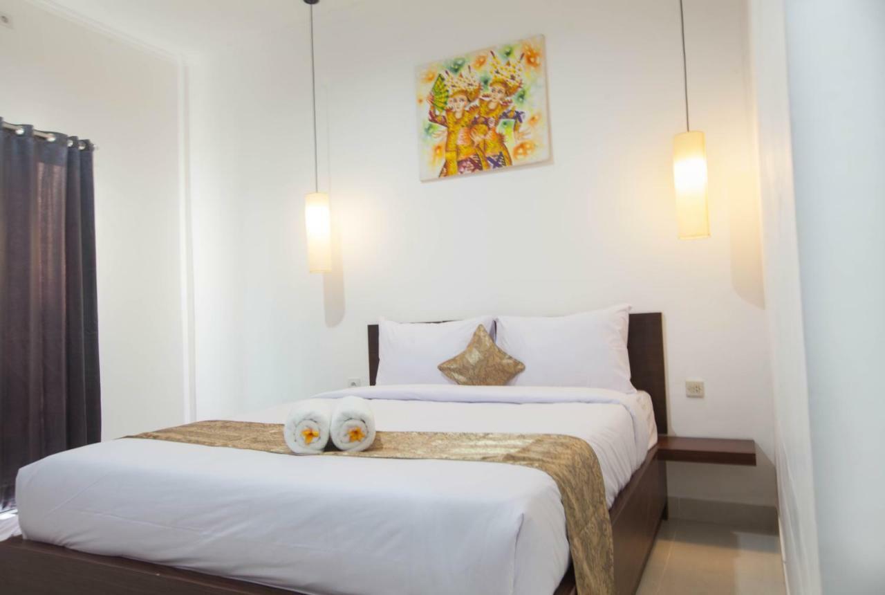 Hotel Yankee Fara 14 à Seminyak Extérieur photo