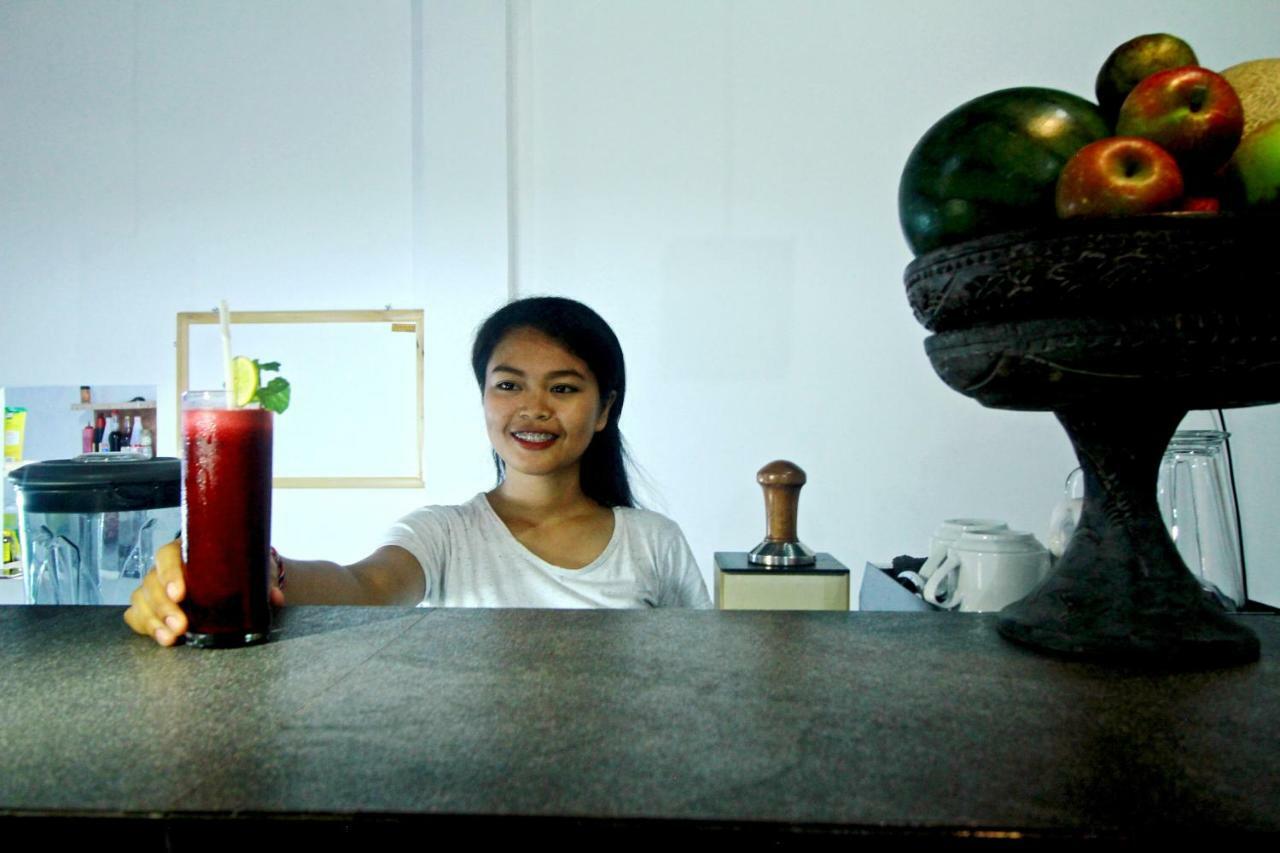 Hotel Yankee Fara 14 à Seminyak Extérieur photo